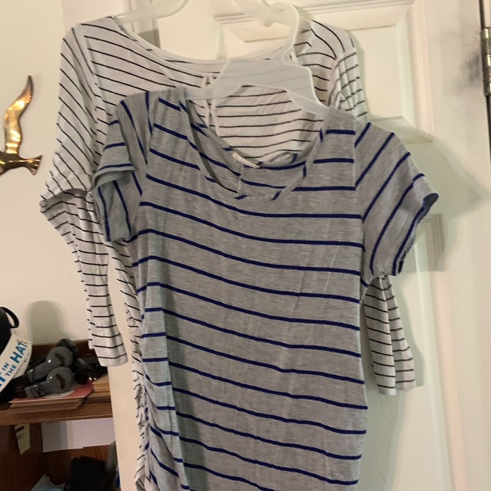 MATERNITY BUNDLE- 2 tops, 4 dresses, used condition.